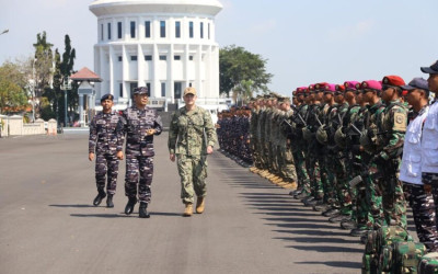 TNI AL dan AS Latihan Gabungan CARAT di Surabaya