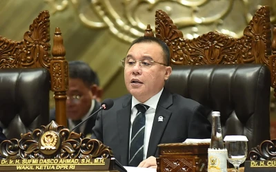 DPR Bentuk Tim Supervisi Penulisan Ulang Sejarah