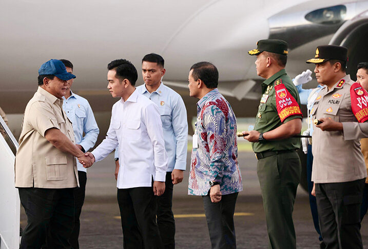 Presiden Prabowo bertemu Jokowi, di Solo, Jawa Tengah, Minggu (20/7). [Tim Media Presiden]