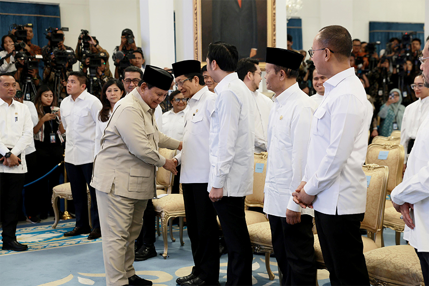 Presiden Prabowo secara resmi meluncurkan logo peringatan HUT ke-80 Kemerdekaan RI, di Istana Negara, Jakarta, Rabu (23/7).[astakom/Tim Media Presiden]