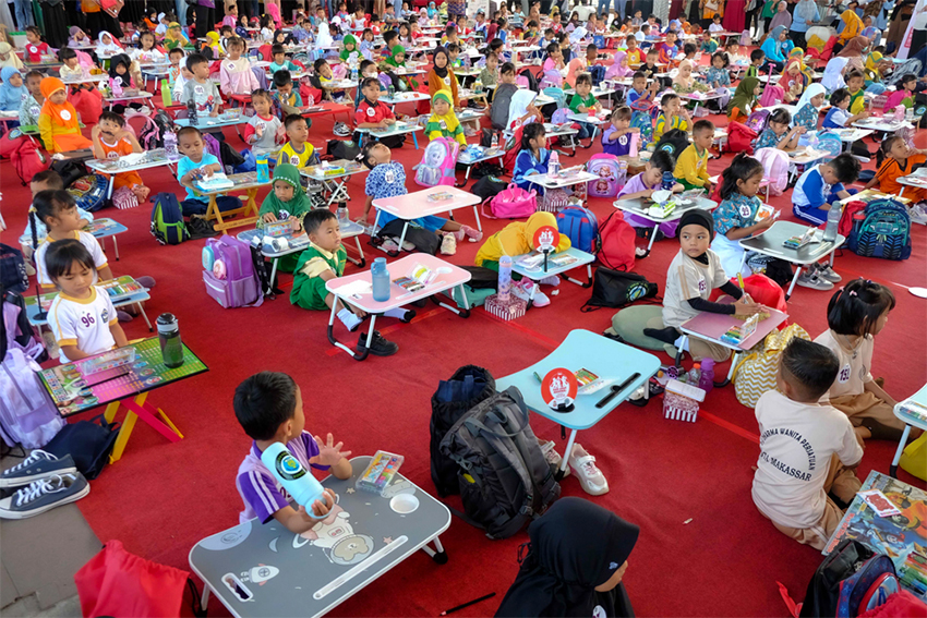 Peringatan Hari Anak Nasional ke-41, di Kota Makassar, Sulawesi Selatan, Rabu (23/7). [astakom/str-Arfa Ramlan]