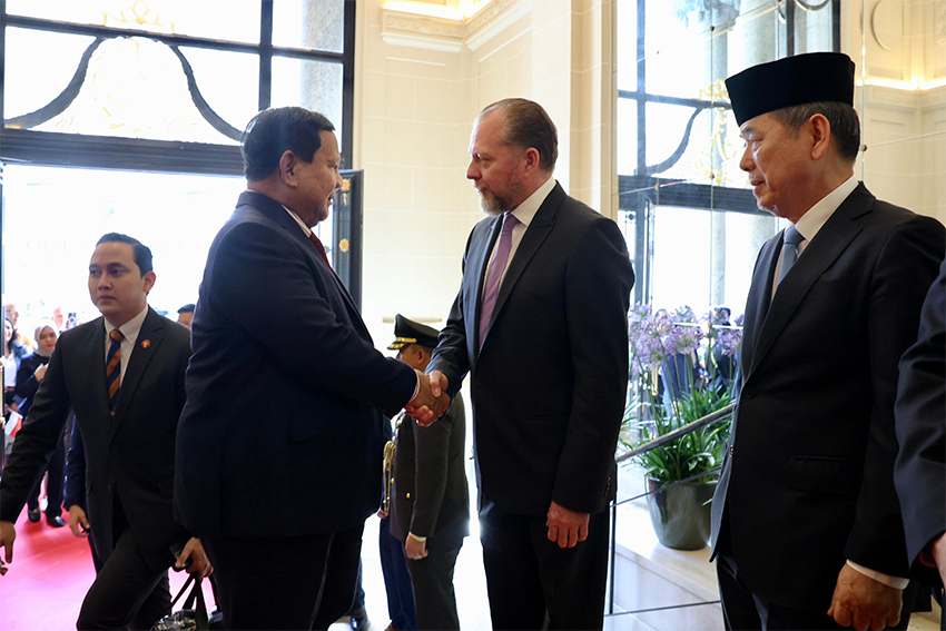 Presiden Prabowo tiba di Brussel, Belgia, Sabtu (12/7). [Tim Media Presiden]