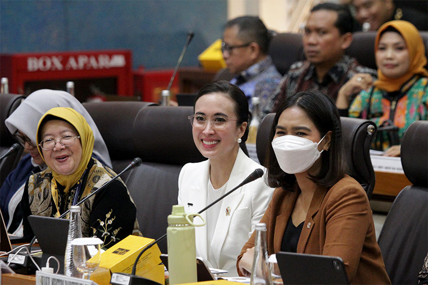 Raker Komisi VII DPR , Jakarta, Rabu (9/7). [astakom/str-Antasena]