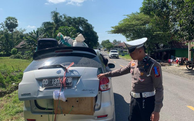 Menjaga Jalan Tetap Aman: Polantas Bone Tertibkan Pelanggar ODOL dan Plat Nomor Tak Sesuai