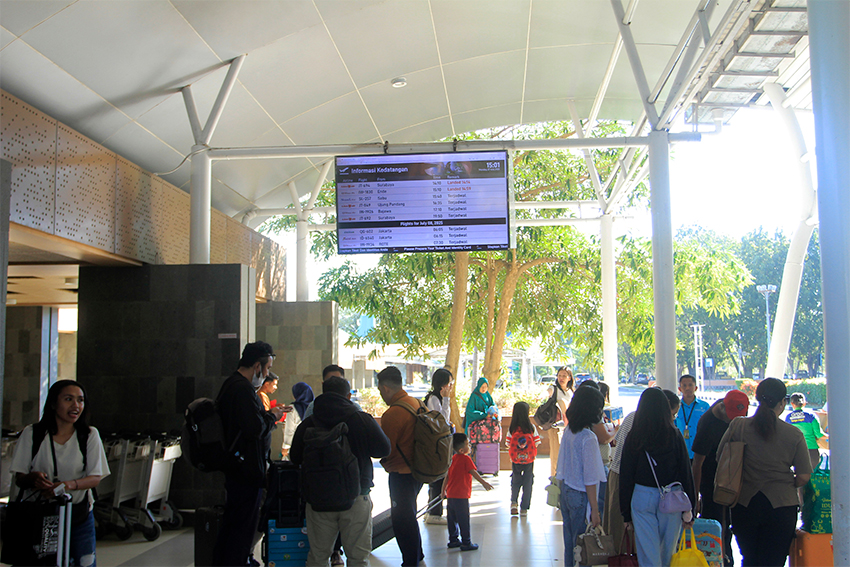 Suasana di Bandara El Tari, Kupang, NTT, Senin (7/7). [astakom/str-Axel Olivier]