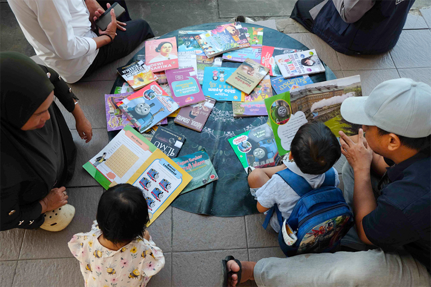 Peringatan Hari Anak Nasional ke-41, di Kota Makassar, Sulawesi Selatan, Rabu (23/7). [astakom/str-Arfa Ramlan]