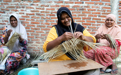 Kerajinan Tangan Batang Bemban dari Aceh Besar