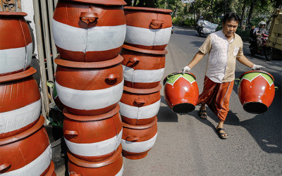 Pesanan Tempat Sampah Ban Bekas Meningkat