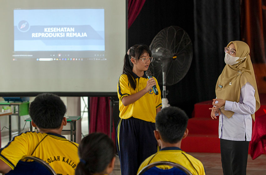 Layanan Cek Kesehatan Gratis (CKG), di Sekolah Kaliban, Batam, Kepulauan Riau, Rabu (30/7). [astakom/str-Andaru AK]