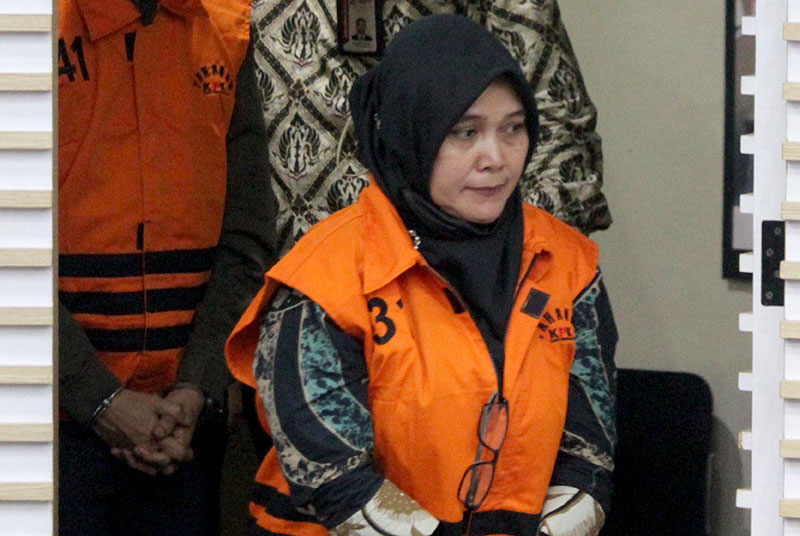Empat tersangka dugaan korupsi di Kemnaker ditahan, di Gedung KPK, Jakarta, Kamis (17/7). [astakom/str-Antasena]