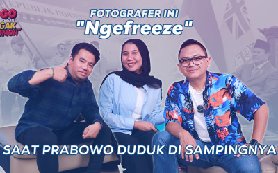 Fotografer Ini "Ngefreeze" Saat Prabowo Duduk di Sampingnya