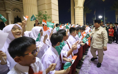 Presiden Prabowo Disambut Siswa Indonesia di Jeddah