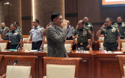 Menhan Bahas Geopolitik dengan Komisi 1