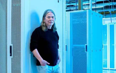 Otto Toto Sugiri: Bill Gates Indonesia yang Merintis Internet & Data Center Nasional