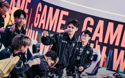 Wakil Indonesia RRQ Hoshi Lolos ke Playoff MSC EWC 2025