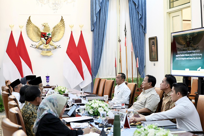 Presiden Prabowo gelar Ratas, di Istana Merdeka, Jakarta, Selasa (29/7). [Tim Media Presiden]