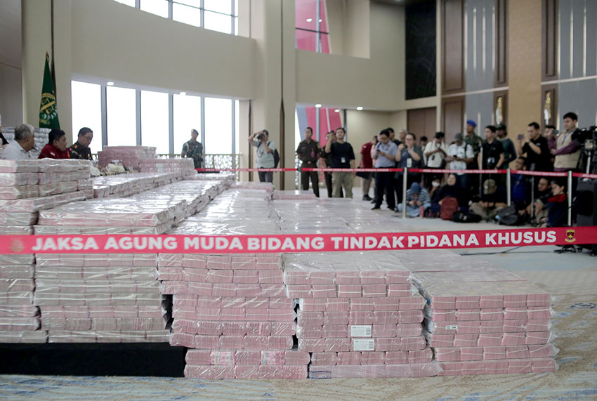 Keterangan Pers mengenai perkara ekspor CPO pada periode Januari 2021 hingga Maret 2022, di Gedung Bundar, Kejaksaan Agung, Jakarta, Rabu (2/7). [astakom/str-Antasena]