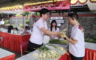 Indahnya Toleransi Beragama, Halaman Gereja Disulap Jadi Sekretariat Panitia Asalha Mahapuja