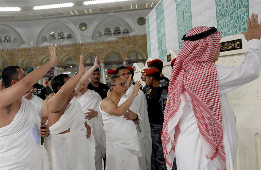 Presiden Prabowo melaksanakan ibadah Umrah, di Mekkah, Arab Saudi, Kamis (3/7). [Tim Media Presiden]