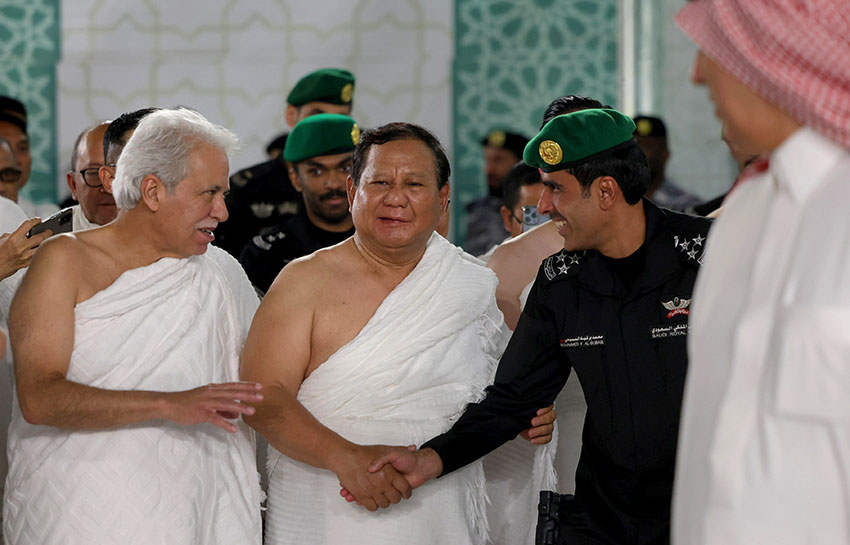 Presiden Prabowo melaksanakan ibadah Umrah, di Mekkah, Arab Saudi, Kamis (3/7). [Tim Media Presiden]