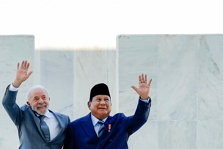 Presiden Prabowo Subianto tiba di Istana Palácio do Planalto, Brasília, Rabu (9/7).