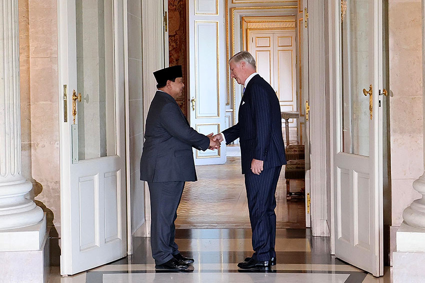 Presiden Prabowo bertemu Raja Belgia Philippe Léopold Louis Marie, di Istana Laeken, Brussel, Belgia, Minggu (13/7). [Tim Media Presiden]
