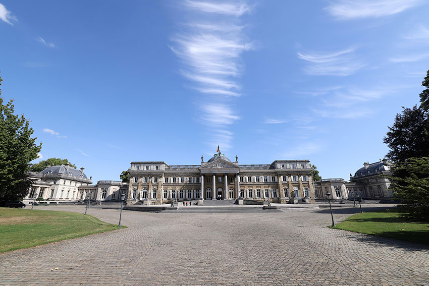 Presiden Prabowo bertemu Raja Belgia Philippe Léopold Louis Marie, di Istana Laeken, Brussel, Belgia, Minggu (13/7). [Tim Media Presiden]