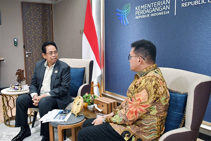 Mendag Budi Santoso menerima kunjungan Waketum Kadin Juan Permata Adoe, di Kantor Kemendag, Jakarta, Selasa (5/8).[astakom/Kemendag]