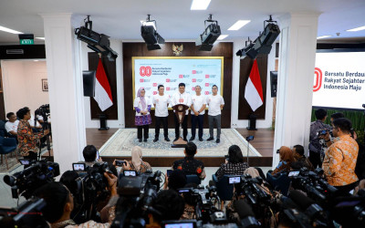 Rangkaian Acara Peringatan HUT Kemerdekaan RI ke-80, Ada Diskon Belanja – Angkutan Umum