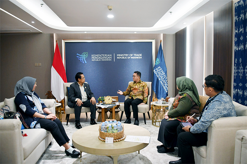 Mendag Budi Santoso menerima kunjungan Waketum Kadin Juan Permata Adoe, di Kantor Kemendag, Jakarta, Selasa (5/8).[astakom/Kemendag]