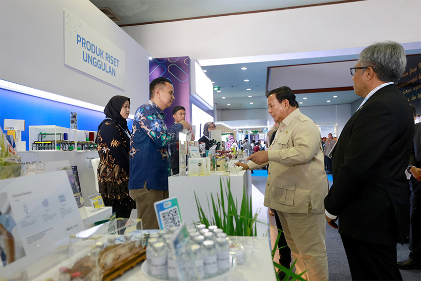 Presiden Prabowo menghadiri KSTI 2025, di Gedung Sabuga ITB, Bandung, Jawa Barat, Kamis (7/8). [Tim Media Presiden]