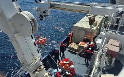 Tim Ekspedisi Riset Laut Rekam Data Seismik dan Elektromagnetik di Samudra Hindia
