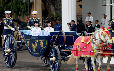 Kereta Kencana Garuda Prabayaksa Bawa Bendera Merah Putih dan Teks Proklamasi ke Istana Merdeka