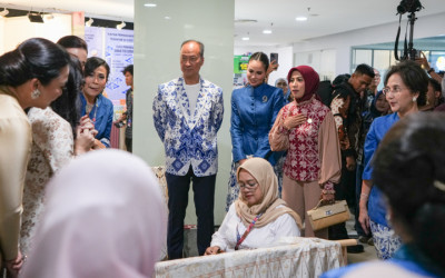 Batik Bukan Barang Jadul, Tetapi Bisa Jadi Produk Keren dan Cool
