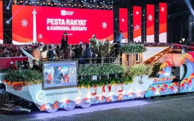 Usung Tema Berwisata #DiIndonesiaAja, Kemenpar Ikut Karnaval Bersatu 2025