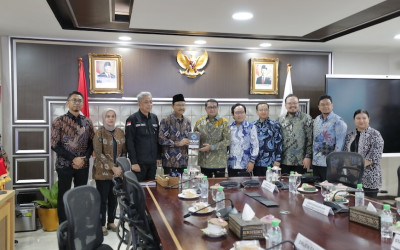 Kolaborasi Kemensos Kemenekraf Susun Kurikulum Kreatif untuk Siswa Sekolah Rakyat