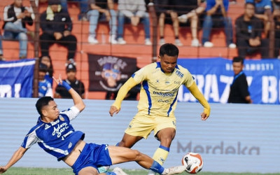Persib Gagal Maksimalkan Penalti, PSIM Amankan Hasil Imbang Dramatis