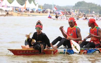 Melly Mike hingga Artis Ibu Kota Bakal Ramaikan Festival Pacu Jalur 2025