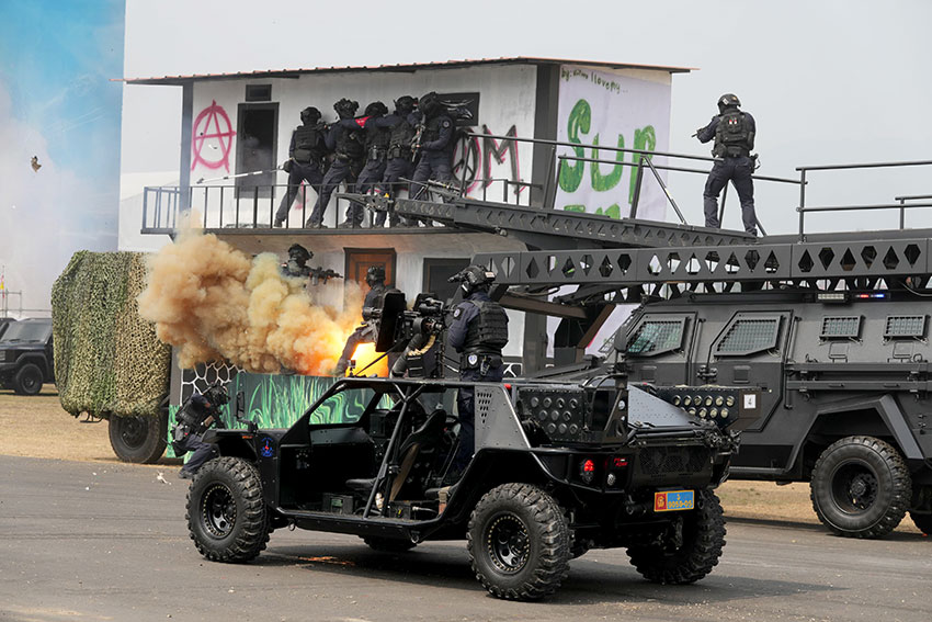 [astakom/Puspen TNI]