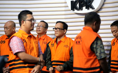 BREAKING NEWS : KPK OTT Wamenaker, Tetapkan Immanuel Ebenezer dkk Jadi Tersangka