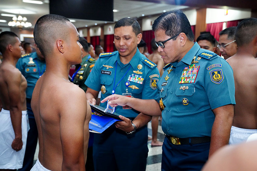 Sidang Pantukhir Pusat penerimaan Taruna Akademi TNI TA 2025, di Akademi Militer, Magelang, Jawa Tengah, Jumat (1/8). [astakom/Puspen TNI]