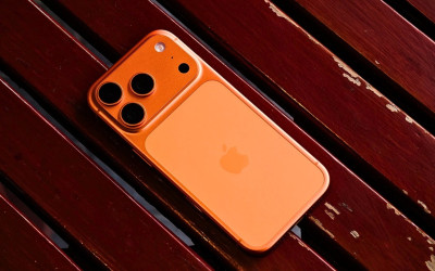 Review GadgetIn: iPhone 17 Pro Bawa Desain Baru dan Kamera Zoom Canggih