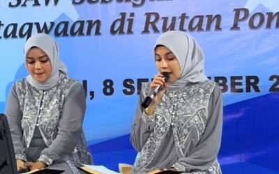 Nikita Mirzani Tampil Berkerudung saat Maulid Nabi di Rutan Pondok Bambu