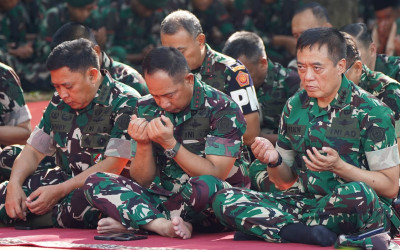 Panglima TNI Gelar Doa Istighosah di Monas