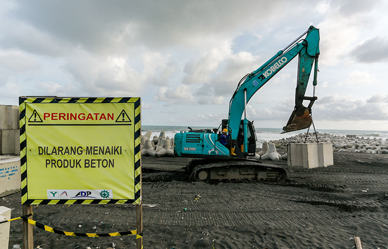 [astakom/str-Panji Arkananta]