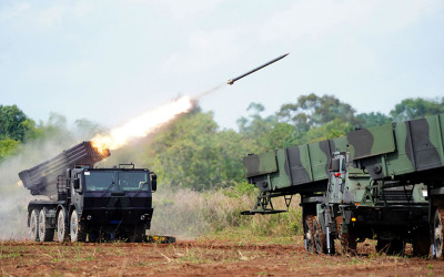 TNI dan US Army Latihan Penembakan di Super Garuda Shield 2025