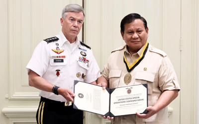 Prabowo Terima Medali Kehormatan USSOCOM