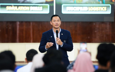 Libur Nataru 2025 Aman, AHY Pastikan Perbaikan Jalan Selesai Sebelum Akhir Tahun