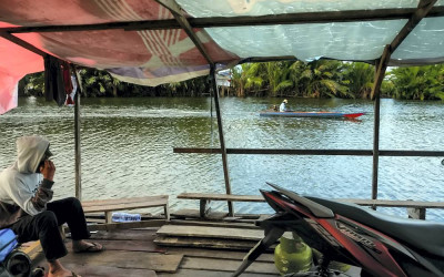Perahu Penyeberangan Warga Pulau Lakkang