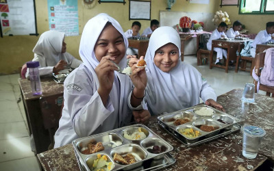 Survei Poltracking: 1 Tahun Presiden Prabowo, MBG Paling Dirasakan Manfaatnya oleh Publik